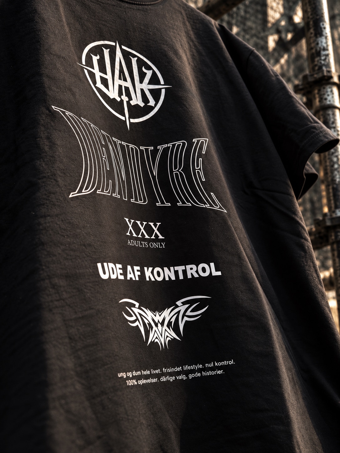 DEN DYRE - TEE - OVERSIZED - Image 2